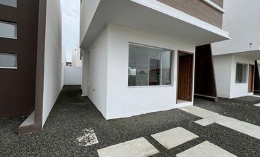 Renta de Casa en Manta Zona Norte