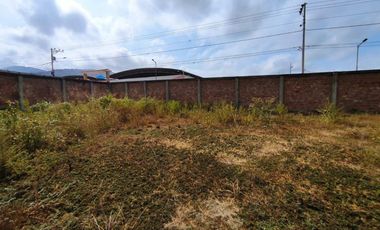 Venta de Terreno Comercial en Puerto Lopez