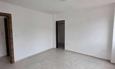 Se Vende ¡Oportunidad Costabrisa Vía a la Costa! Departamento PB con Patio 2 Dormitorios $105.000