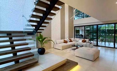 Casa de lujo en venta Puembo Arrayanes