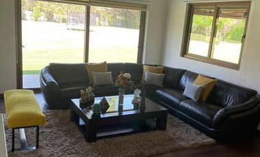 Vendo Linda Parcela con casa en Condominio