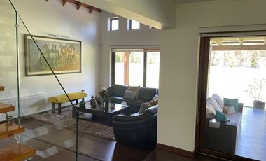 Vendo Linda Parcela con casa en Condominio