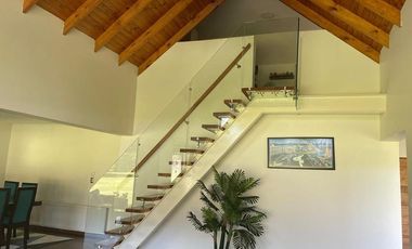 Vendo Linda Parcela con casa en Condominio