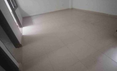 VENDO ĹOCAL COMERCIAL O APARTAMENTO