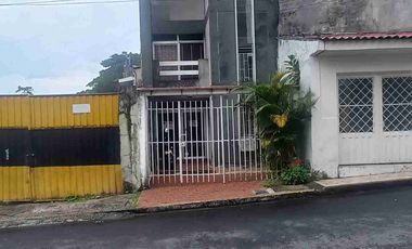 VENDO ĹOCAL COMERCIAL O APARTAMENTO