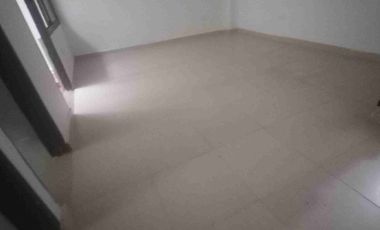 VENDO ĹOCAL COMERCIAL O APARTAMENTO