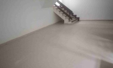 VENDO ĹOCAL COMERCIAL O APARTAMENTO