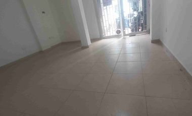 VENDO ĹOCAL COMERCIAL O APARTAMENTO