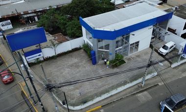 local comercial de venta via avenida universitaria