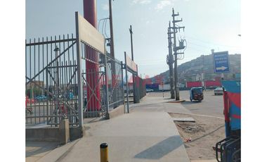 Venta De Local Industrial 2170 M2 En Puente Piedra