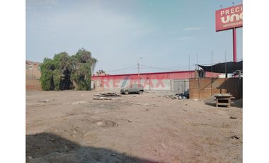 Venta De Local Industrial 2170 M2 En Puente Piedra
