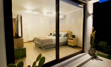 EN VENTA EX CASA PILOTO: DISEÑO DE VANGUARDIA CON TASA NOVABLE 2,47% | UF 13.500