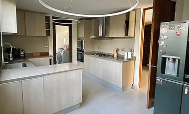 EN VENTA EX CASA PILOTO: DISEÑO DE VANGUARDIA CON TASA NOVABLE 2,47% | UF 13.500