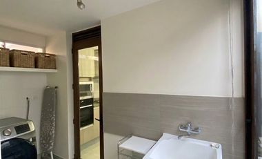 EN VENTA EX CASA PILOTO: DISEÑO DE VANGUARDIA CON TASA NOVABLE 2,47% | UF 13.500