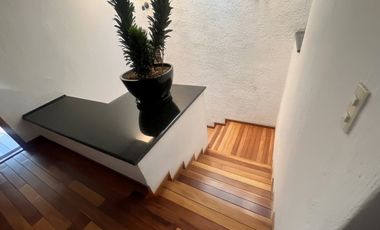 Casa en venta en Monraz AMPLIA. GUADALAJARA UNICA