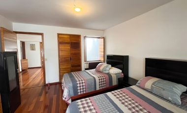 Casa en venta en Monraz AMPLIA. GUADALAJARA UNICA