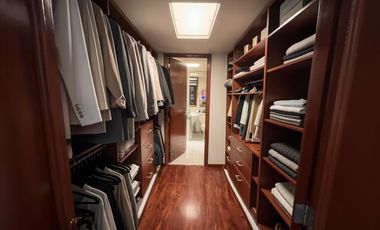 Casa en venta en Monraz AMPLIA. GUADALAJARA UNICA