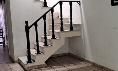 Bonita casa en renta, Sauces IV