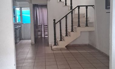 Bonita casa en renta, Sauces IV