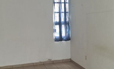 Bonita casa en renta, Sauces IV