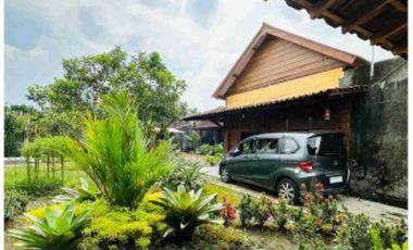 Dijual rumah joglo dekat AKMIL Magelang jateng