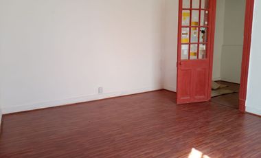 Oportunidad!!! Arriendo CASA Comercial 5 ambientes 2 Baños