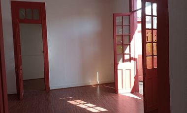 Oportunidad!!! Arriendo CASA Comercial 5 ambientes 2 Baños