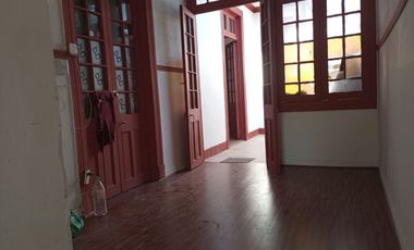 Oportunidad!!! Arriendo CASA Comercial 5 ambientes 2 Baños