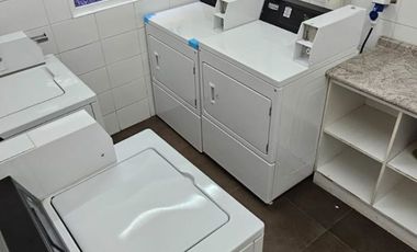 Costa Brava, G.C. incluidos, primera línea, AMOBLADO