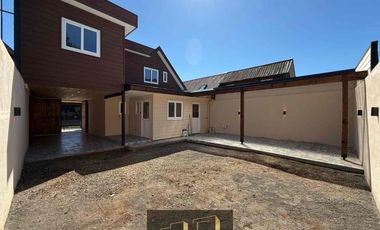 Casa Remodela en Fundo el Carmen