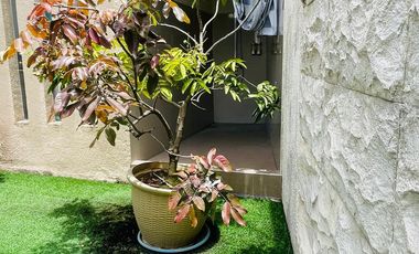 Rumah dengan kolam renang pribadi dekat RSUD Gerung