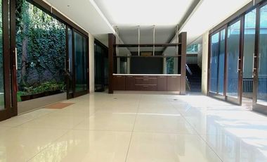 A Beautiful Tropical Home Designed Like A Resort In Quiet Kemang Dalam Jakarta Selatan
