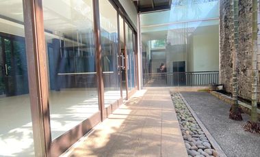 A Beautiful Tropical Home Designed Like A Resort In Quiet Kemang Dalam Jakarta Selatan
