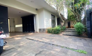 A Beautiful Tropical Home Designed Like A Resort In Quiet Kemang Dalam Jakarta Selatan