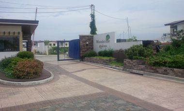 3BR Townhouse near Makati City (Merville)