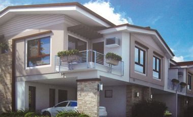 3BR Townhouse near Makati City (Merville)