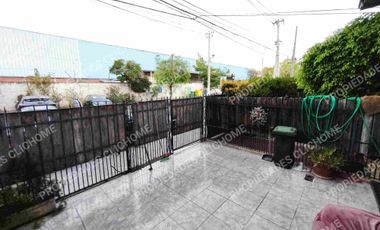 VENDO CASA SAN JOAQUIN 3D 1B + ESTAC 86m²