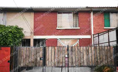 VENDO CASA SAN JOAQUIN 3D 1B + ESTAC 86m²