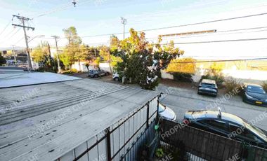 VENDO CASA SAN JOAQUIN 3D 1B + ESTAC 86m²