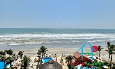 Departamento de playa en renta vacacional, con 4 recámaras y doble terraza, con vista al mar