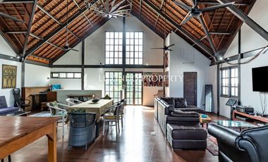 DIJUAL VILLA DENGAN 5 KAMAR TIDUR DI TANGKUBAN PERAHU, KEROBOKAN