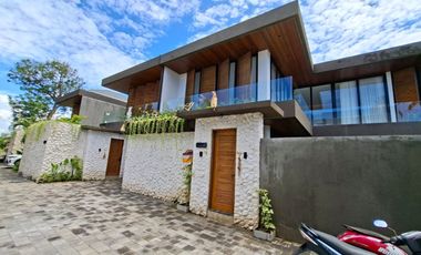BRAND NEW LUXURY VILLA LOCATED BALE MANSION KUTA