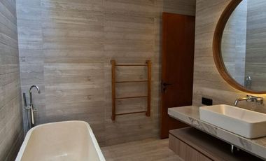 BRAND NEW LUXURY VILLA LOCATED BALE MANSION KUTA