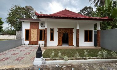RUMAH ETNIK CANTIK, DALAM CLUSTER DEKAT BUKIT RHEMA GEREJA AYAM