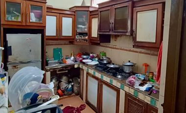 Dijual Cepat Rumah Cantik dan Mewah Lokasi Strategis Di Ngesrep Semarang