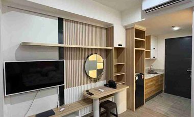 Disewakan Apartment Collins Boulevard  Furnished Lokasi Gading Serpong Nego Sampai Jadi