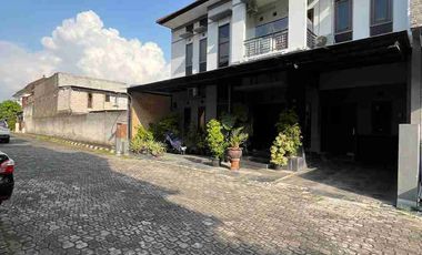 RUMAH MEWAH 2 LANTAI ISTIMEWA DALAM PERUMAHAN PONDOK PERMAI NITIKAN UMBULHARJO