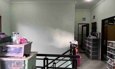 RUMAH MEWAH 2 LANTAI ISTIMEWA DALAM PERUMAHAN PONDOK PERMAI NITIKAN UMBULHARJO