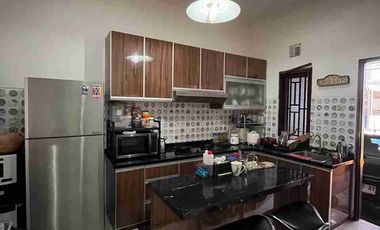 RUMAH MEWAH 2 LANTAI ISTIMEWA DALAM PERUMAHAN PONDOK PERMAI NITIKAN UMBULHARJO