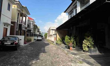 RUMAH MEWAH 2 LANTAI ISTIMEWA DALAM PERUMAHAN PONDOK PERMAI NITIKAN UMBULHARJO